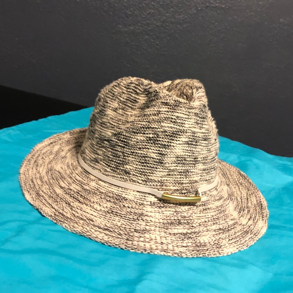 Cute floppy hat